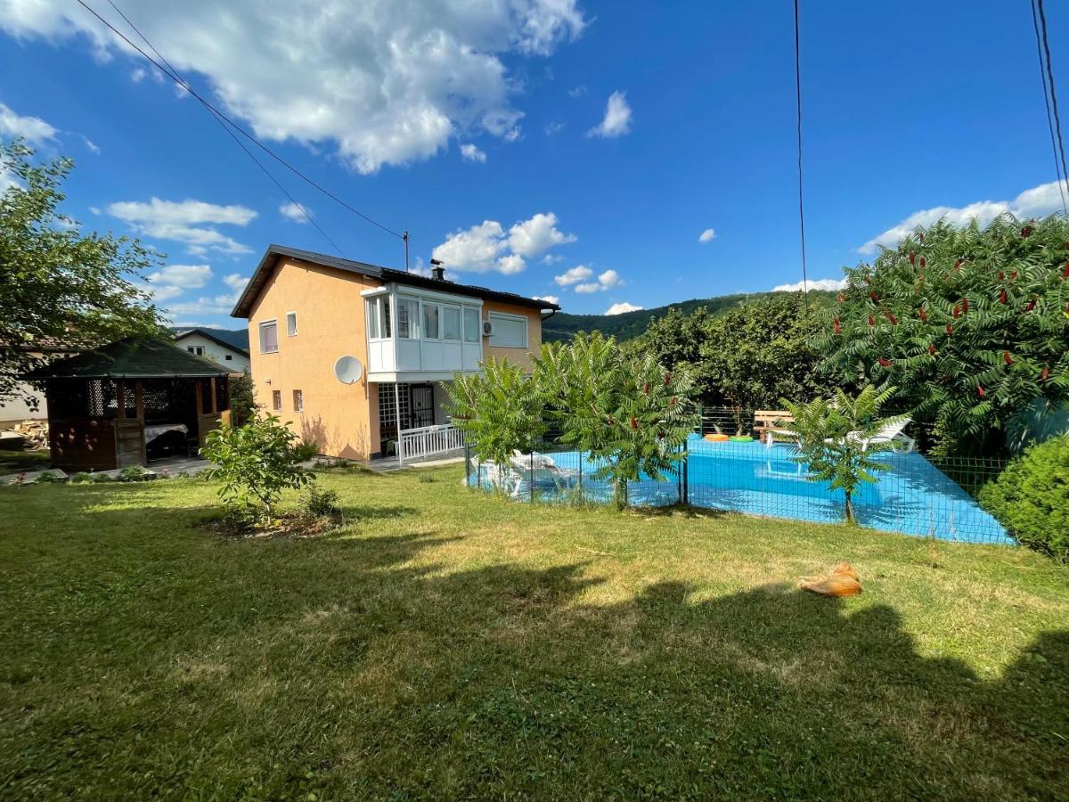 Pool Villa Sarajevo Exterior foto