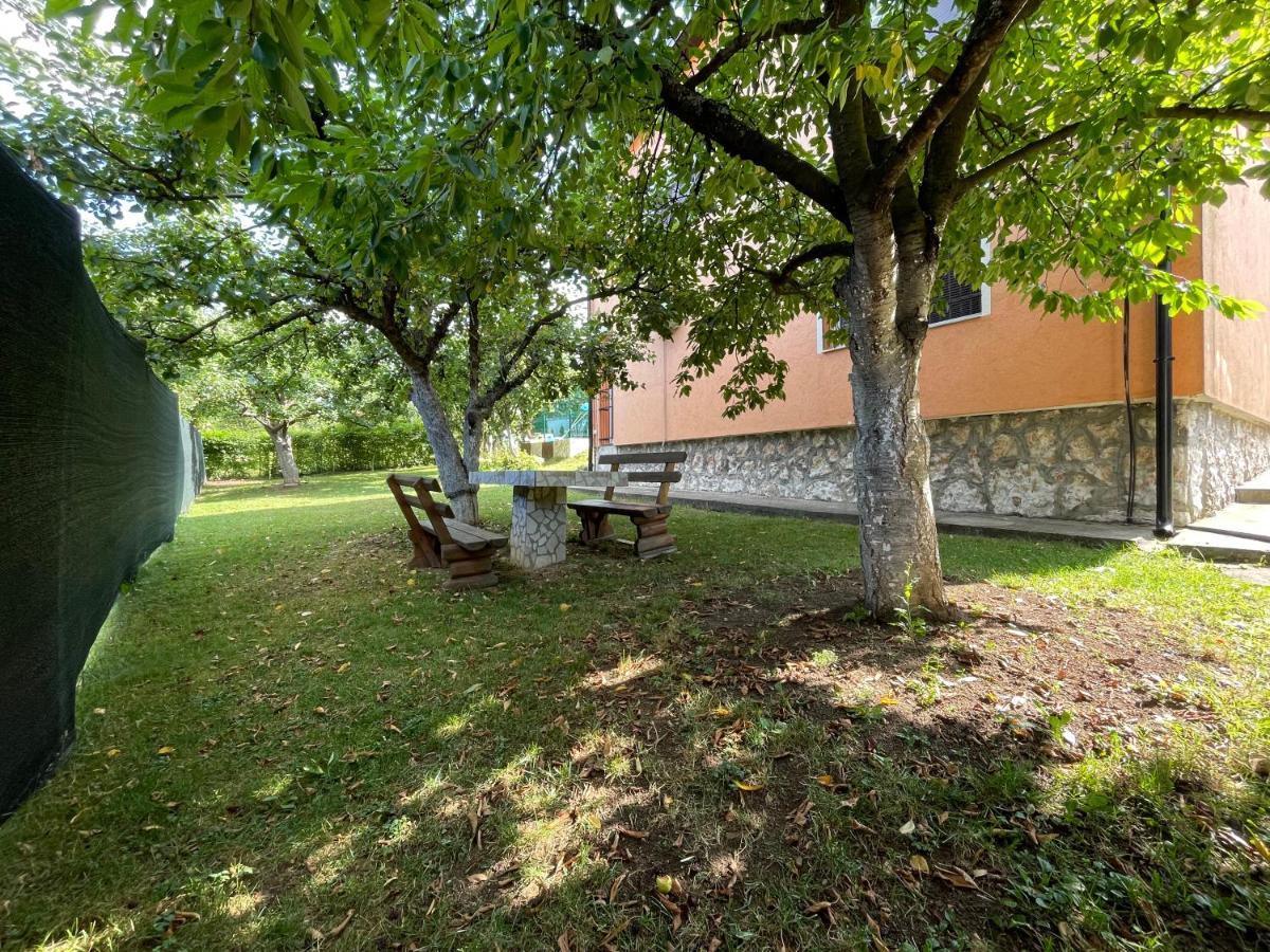Pool Villa Sarajevo Exterior foto